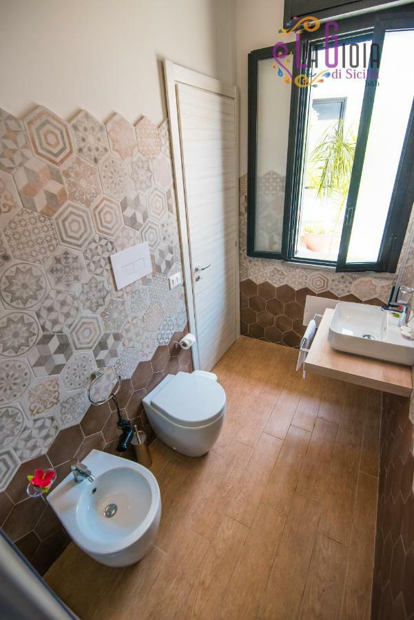 La Gioia Di Sicilia B&B 阿沃拉 外观 照片